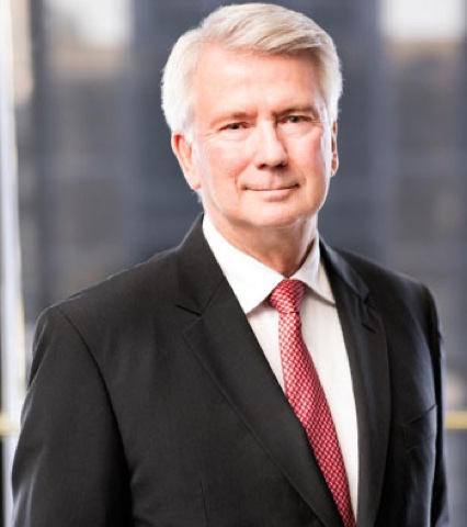 Robin Whitrod, CPA auditor and partner